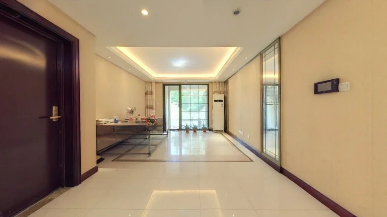 Mountain Sea Bay - View 4