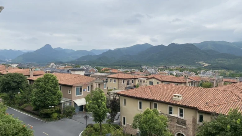 Anji Slow Mountain Platinum Ridge - View 8