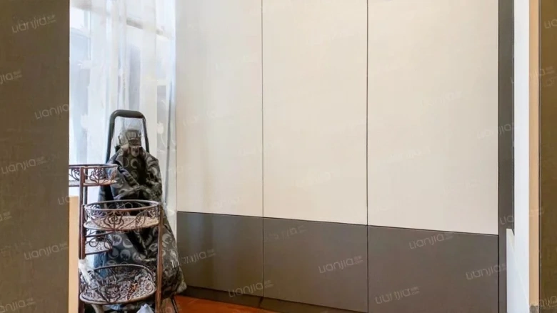 China Railway Florid Gold County - View 2