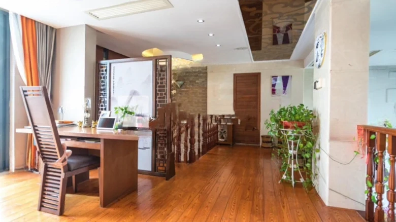 Upper East Beauty Land - View 8