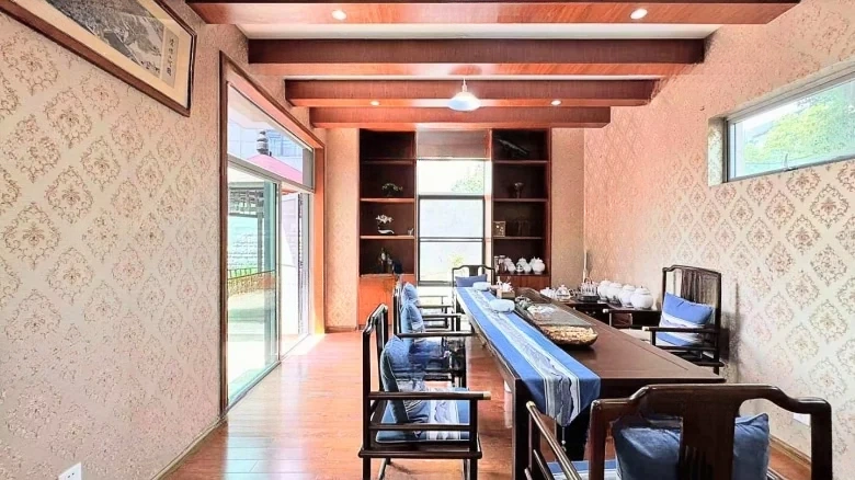 Kunming Dianchi Golf Club - View 2