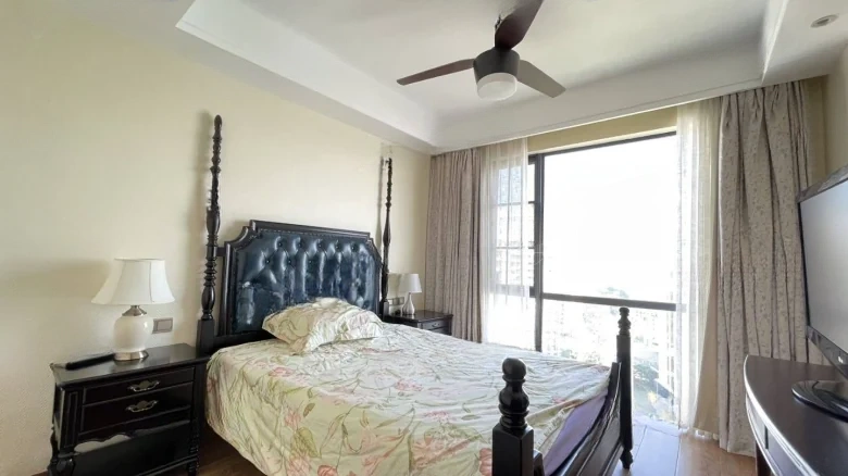 Runda Mountains Sea Sky - View 5