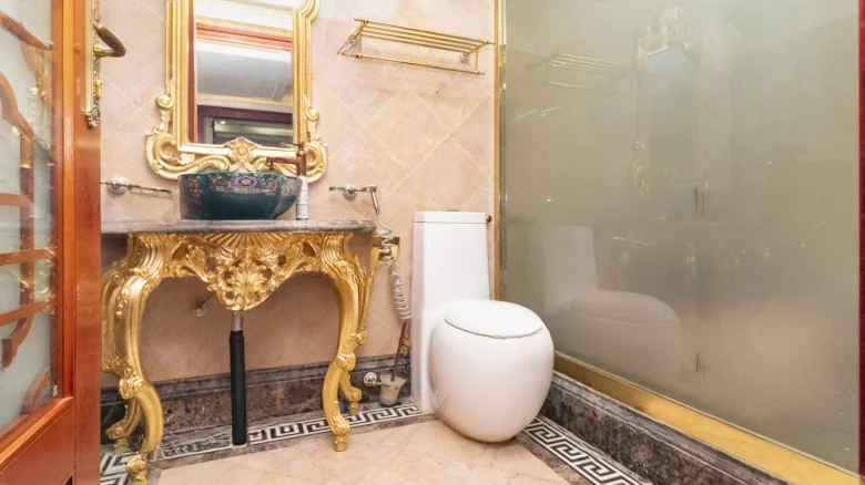 Huaren She Mountain Nine Mile Complex - View 16