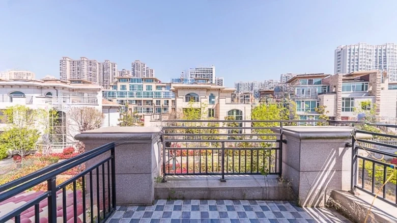 Aurora Manor Court - View 26