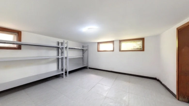 Dushu Retreat Charm - View 2