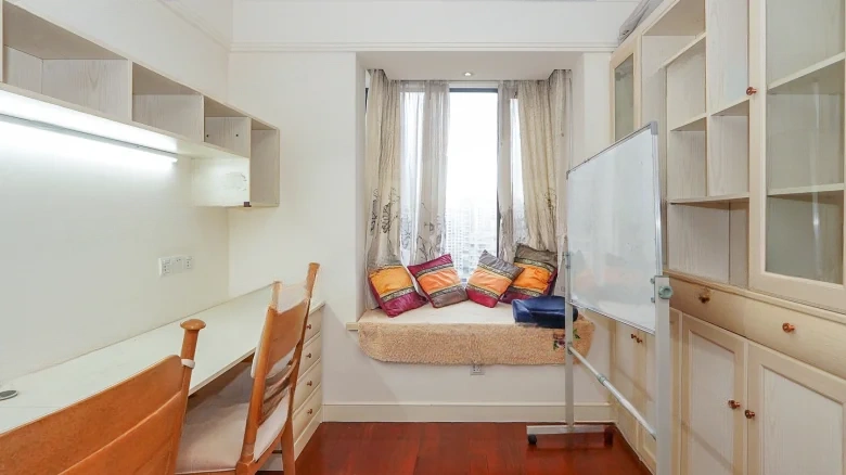 Yaojiang Garden - View 2