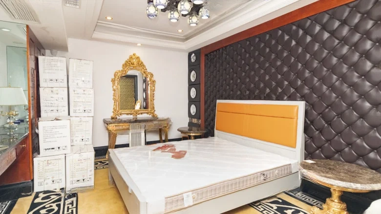 Huaren She Mountain Nine Mile Complex - View 6