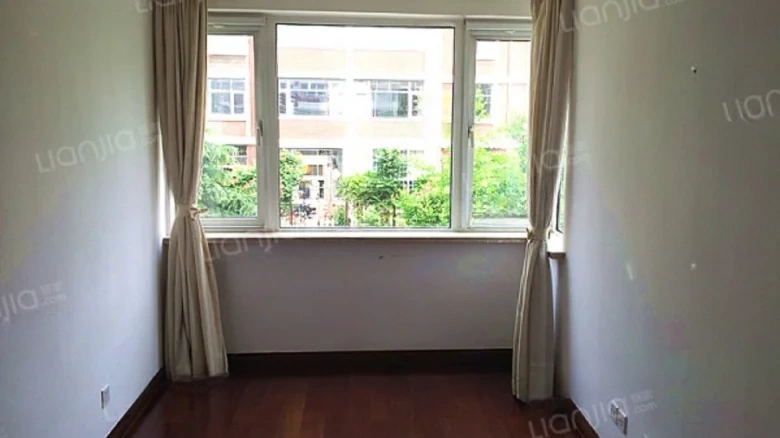 Scholarly Family Background - View 2