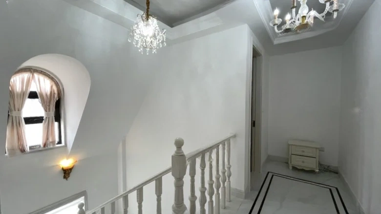 Champagne Town - View 21