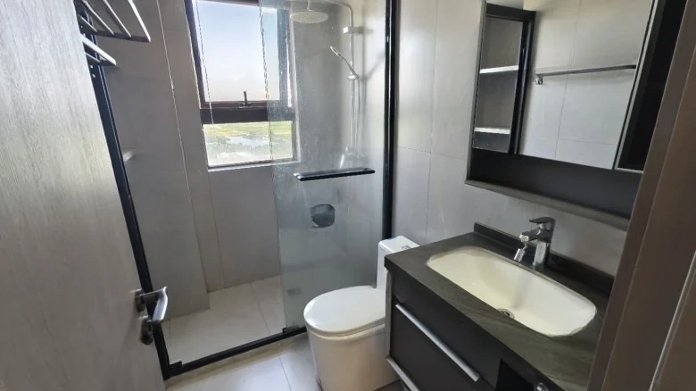 Old Palace Rear Brocade Garden - View 11