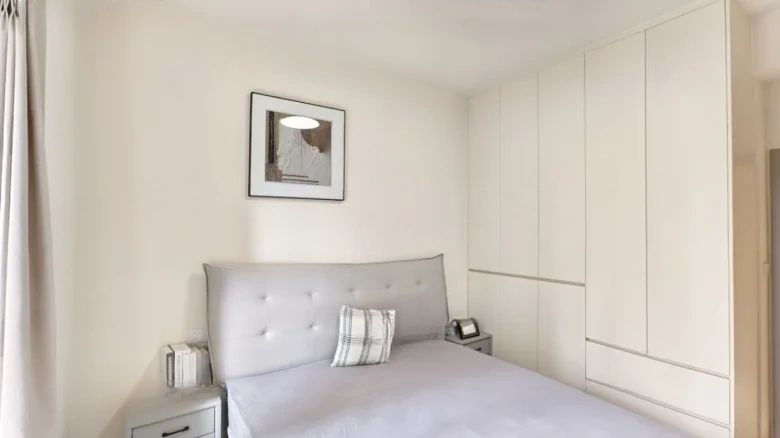 Jade Lake Premier - View 5