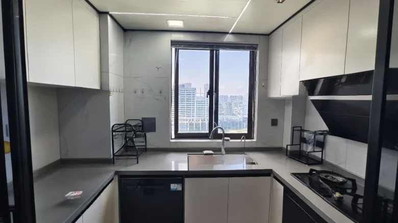 Old Palace Rear Brocade Garden - View 9