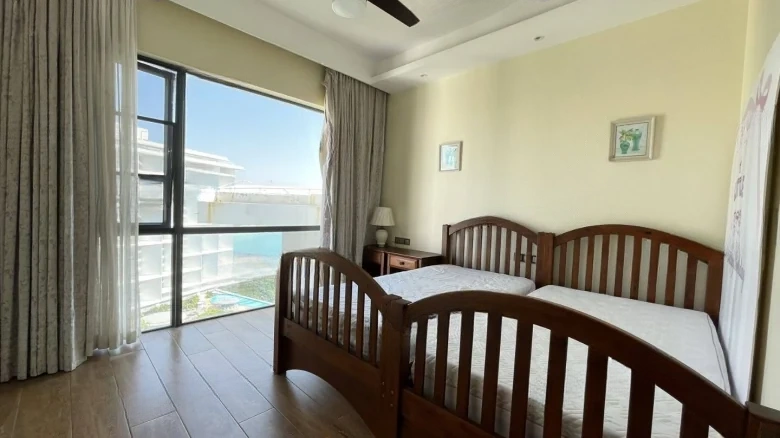 Runda Mountains Sea Sky - View 4