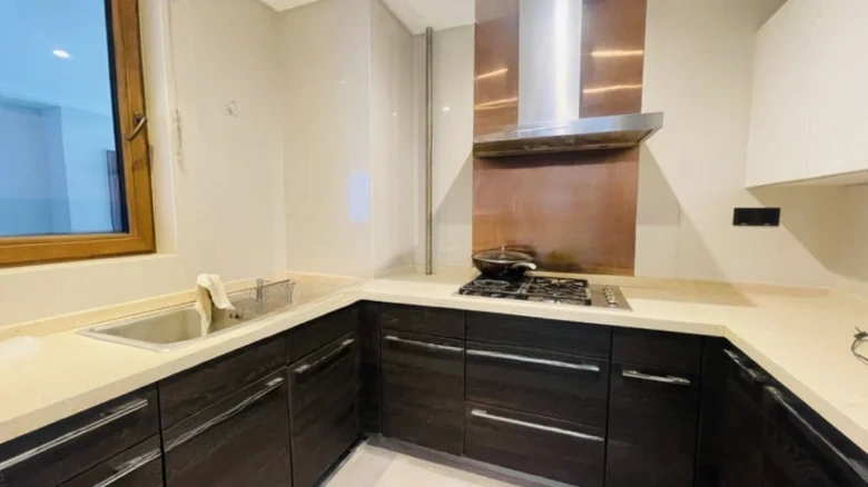 Half Mountain Half Island - View 10