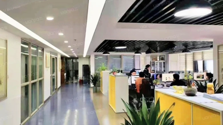 Gold Era Plaza - View 6