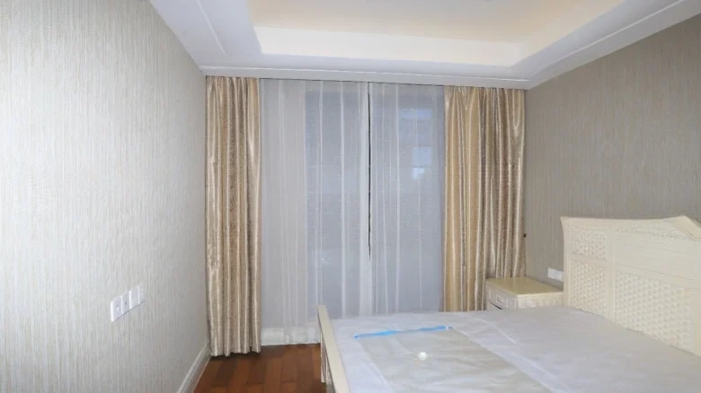 Cui Ping · Phoenix Water City - View 1