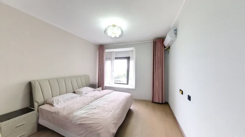 Lake Hill Origin - View 4