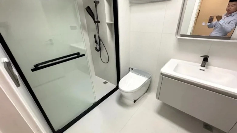 Riverfront Wonderland Place - View 13