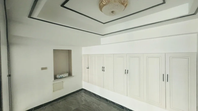 Lanzhou Zhongtianjian Square - View 4