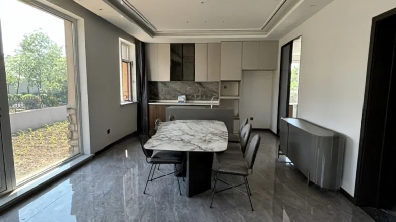 Rose Garden - View 5