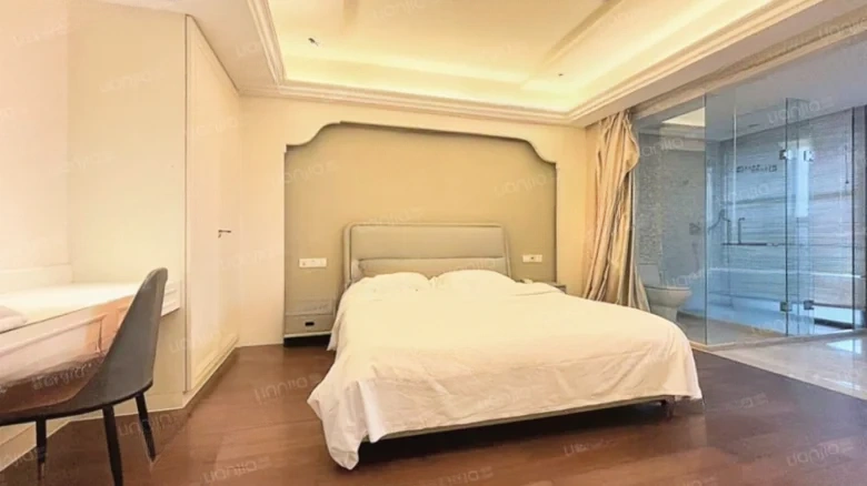 Half Mountain Peninsula · Central Sea View Boulevard - View 5