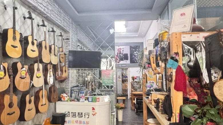 Longli Road - View 4