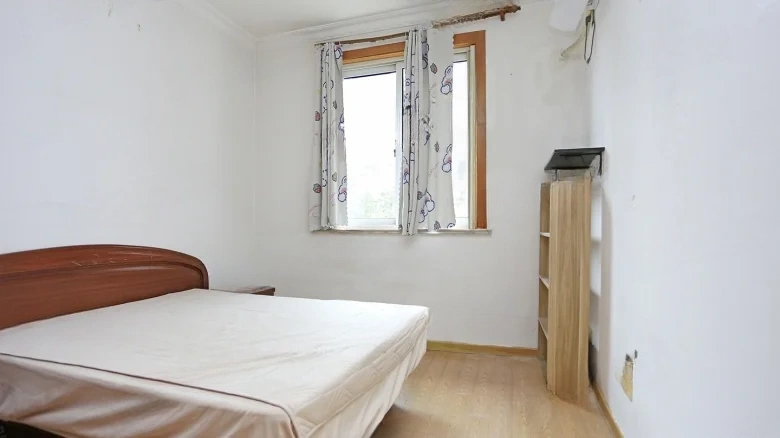 Yuan Yuan Bao Di - View 3