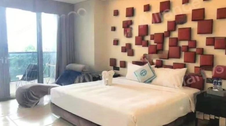 Phoenix Island - View 1