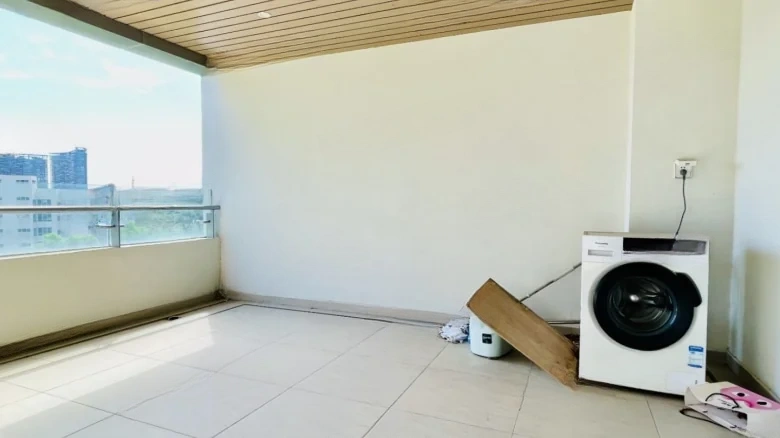 Half Mountain Peninsula - View 9