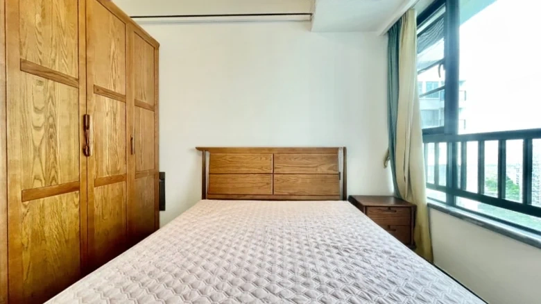 MountainCloud Brocade - View 2