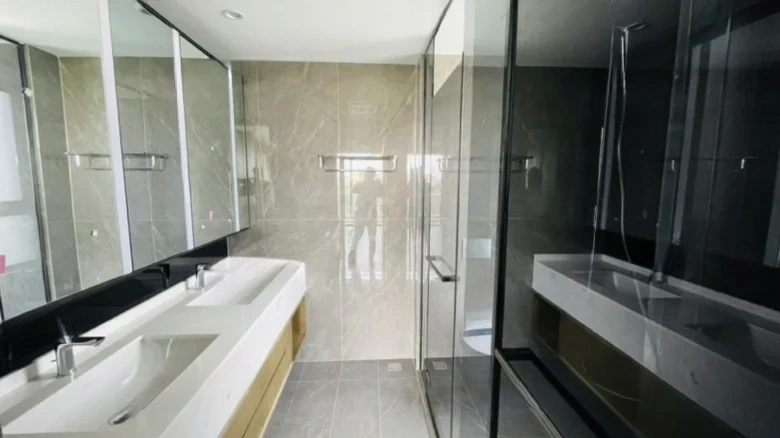 China Seasons A3 Radiant Platinum Yard - View 10