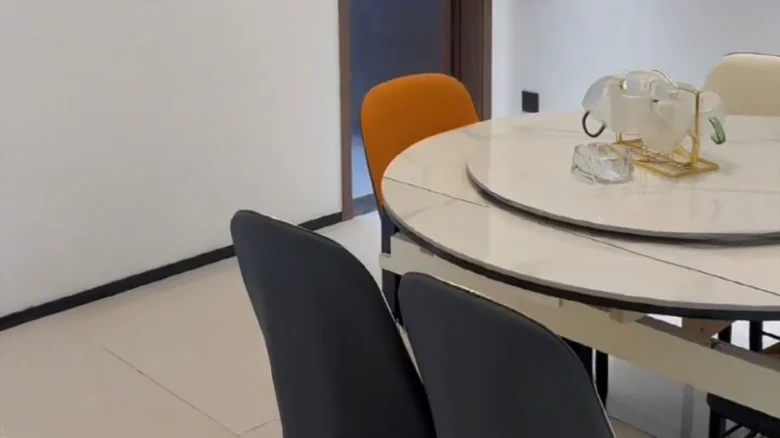 Haitang Bay No. 8 Hot Spring Mansion - View 3