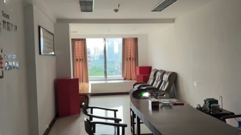 Urban Elegance Tower - View 1