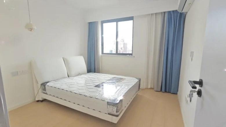 Elegant Athens Flower Garden - View 2