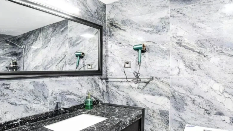 Runda Glass Town - View 9