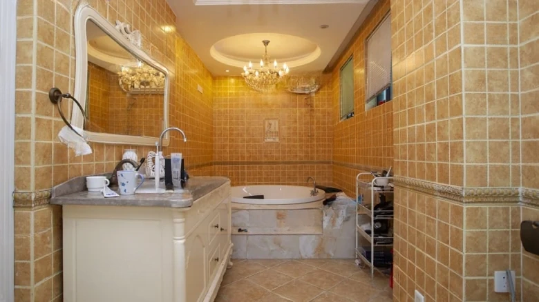 Green City Mountain Speak Interval The direct translation can sound a bit awkward in English. A more natural rendering might be - View 14