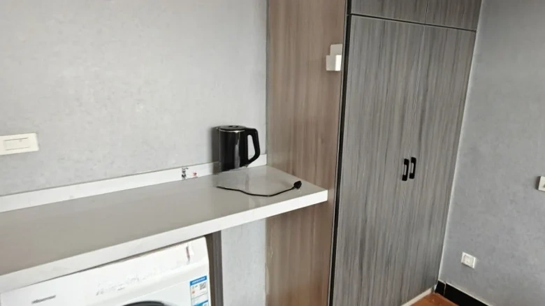 Longshan New Village - View 3