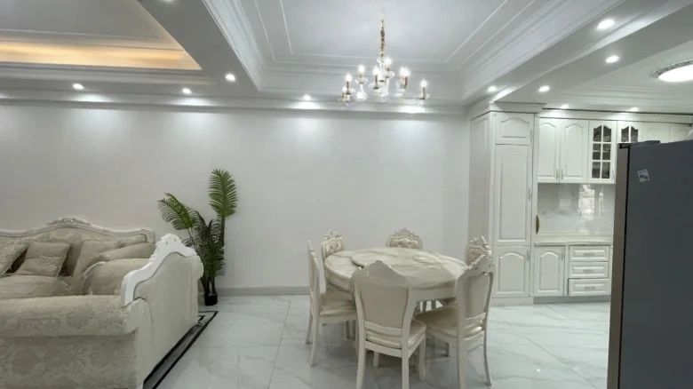 Champagne Town - View 12