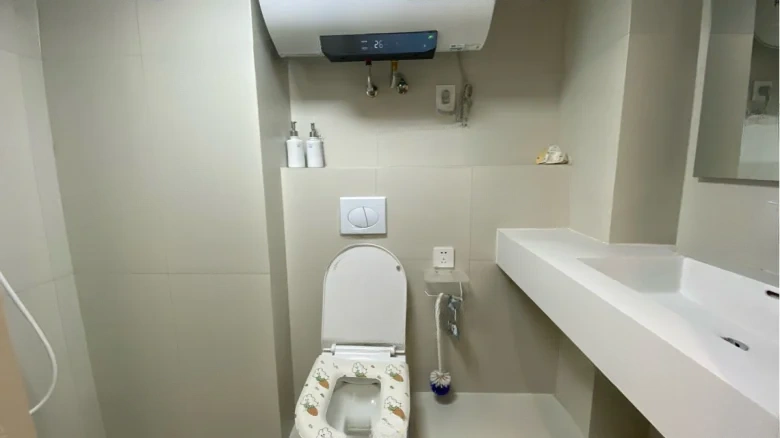 Excellent Riverside - View 4