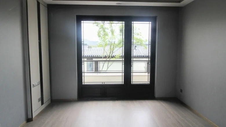 Wangzhu Mountain - View 2