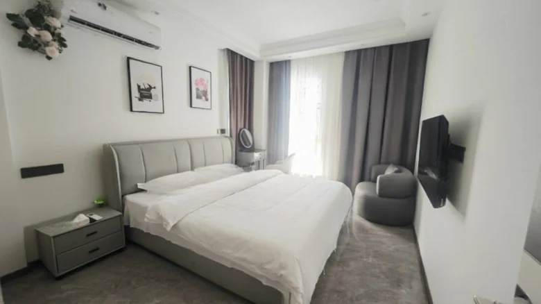 Taihu Scenic View - View 3