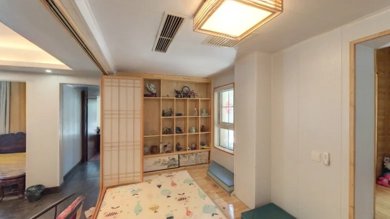 Lake Long Flower Abundance Fragrance Bay - View 3