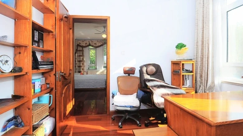 University Road - View 12