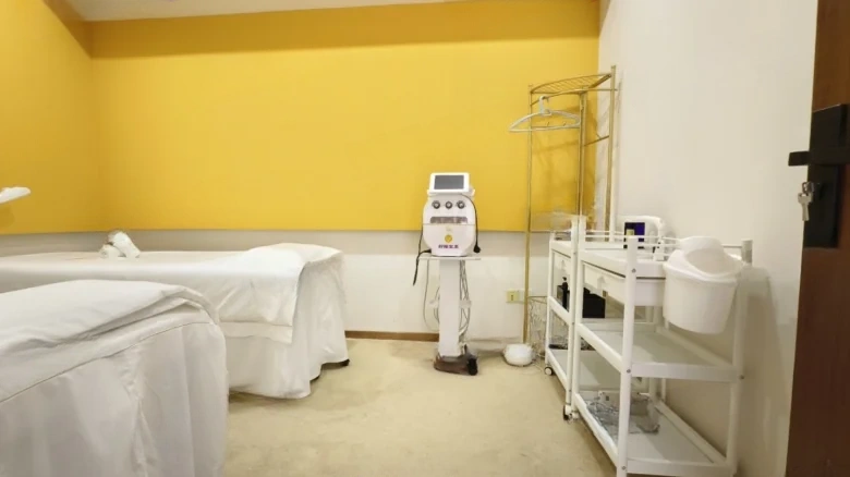 Lanzhou Center Office Tower - View 4