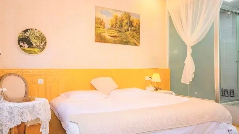 Sanliuqixiang Lane - View 8