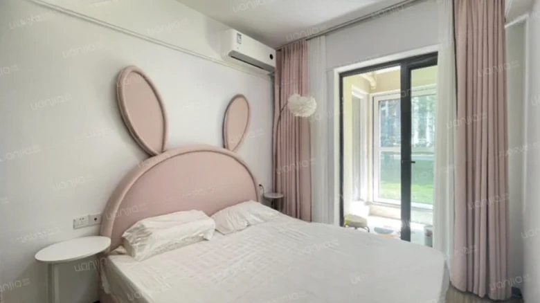 Poly Properties Country Garden Joy Mansion - View 2