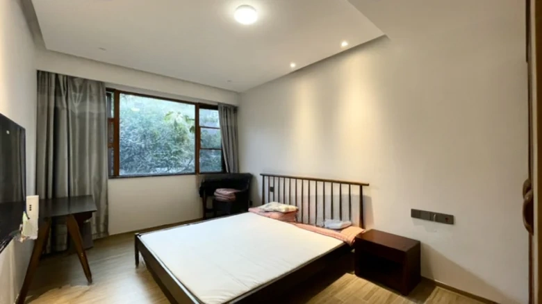 Vanke Lakeview Resort Park Phase II - View 3