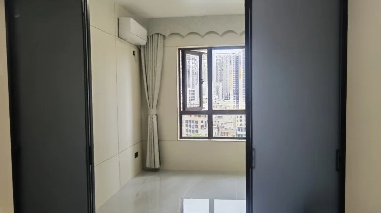 Royal View Court - View 5