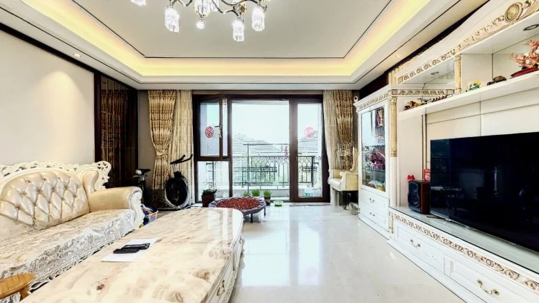 Purple Forbidden City No.1 Courtyard South Yard - View 9