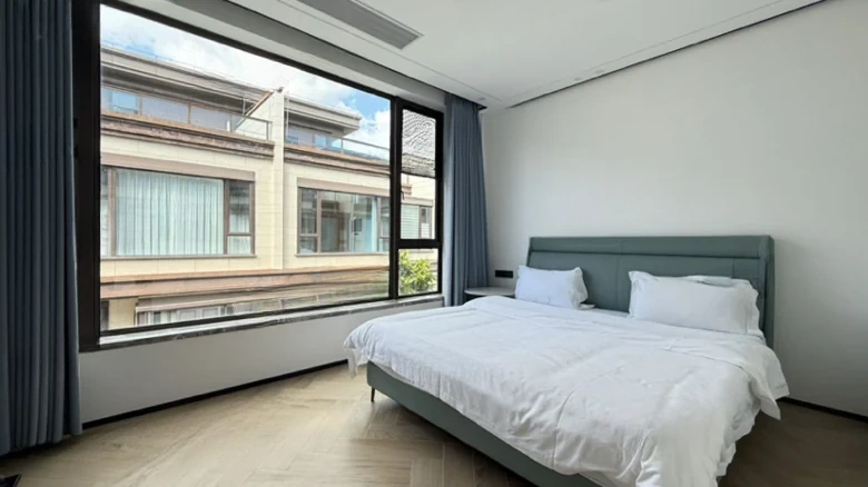 Haitang Bay No.8 Hot Spring Mansion - View 3